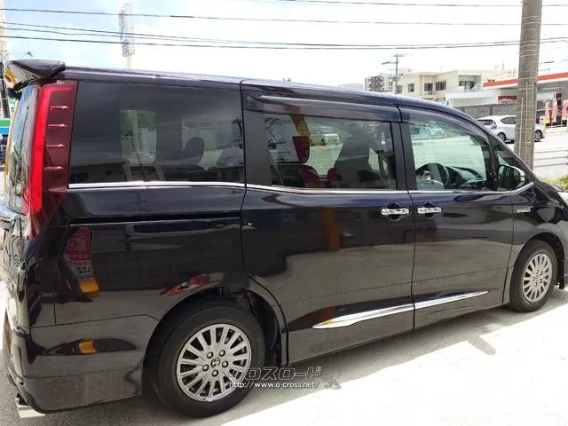 お車の知識がなくても大丈夫です!皆様のご来店をスタッフ一同、心よりお待ちしております。 トヨタ エスクァイア