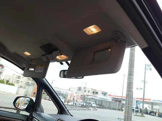 すぐにご来店頂けない場合や遠方にお住まいの方、車両状態の詳細が知りたい方はお気軽にご連絡下さい♪ トヨタ エスクァイア