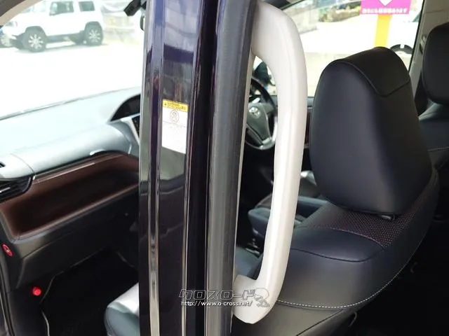 ご覧いただきありがとうございます♪気になったお車がありましたらお気軽にお電話をください♪ トヨタ エスクァイア