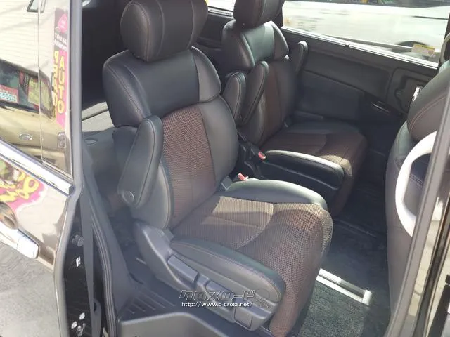 お車の知識がなくても大丈夫です!皆様のご来店をスタッフ一同、心よりお待ちしております。 日産 エルグランド