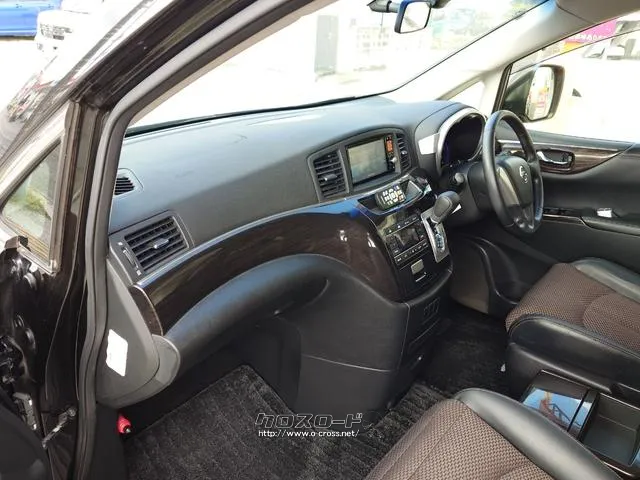 この度は当店のお車をご覧になっていただき、誠にありがとうございます。じっくり現車確認して頂けるよう、ご準備を致します! 日産 エルグランド