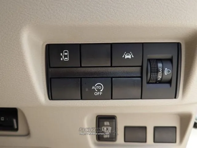 是非一度、実車を御覧ください。 三菱 eKスペース