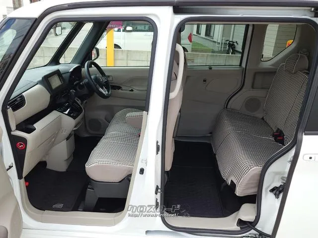 当店のお車をご覧いただきましてありがとうございます。お車についてのご質問やお見積りのご依頼、ご購入にあたってのご相談などお気軽にお問い合わせ下さい! 三菱 eKスペース
