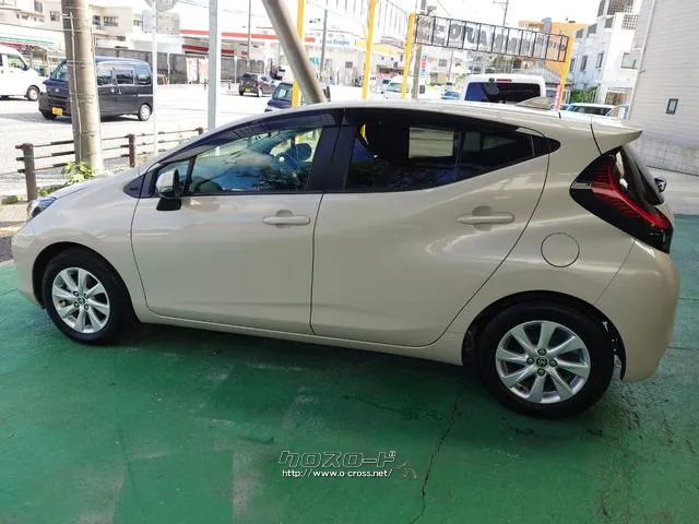 是非一度、実車を御覧ください。 トヨタ アクア