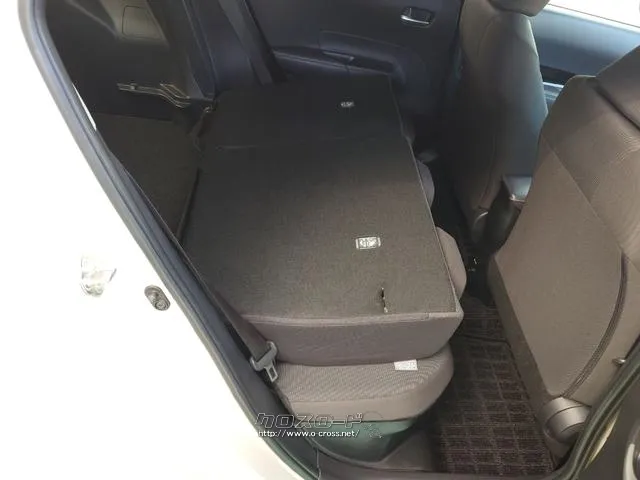 お車の知識がなくても大丈夫です!お気軽にご質問下さい!あなたのお探しの1台がここにあります! トヨタ アクア