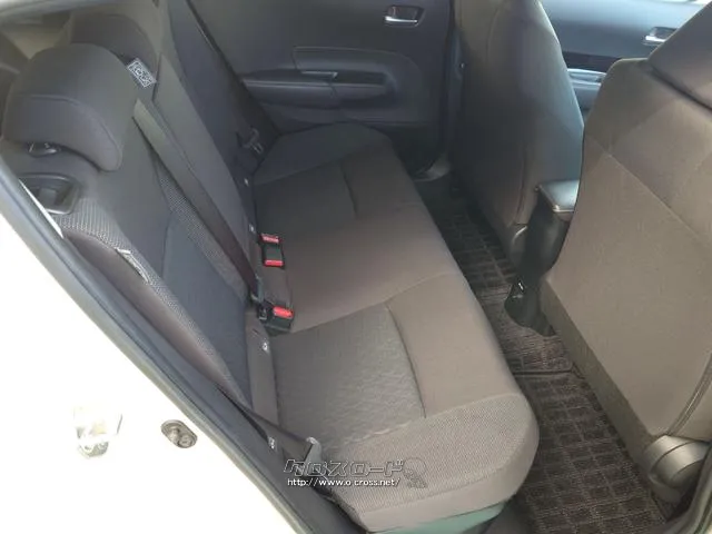 まずは気軽にお問合せ・お見積りお待ちしております。じっくり現車確認して頂けるよう、ご準備を致します! トヨタ アクア