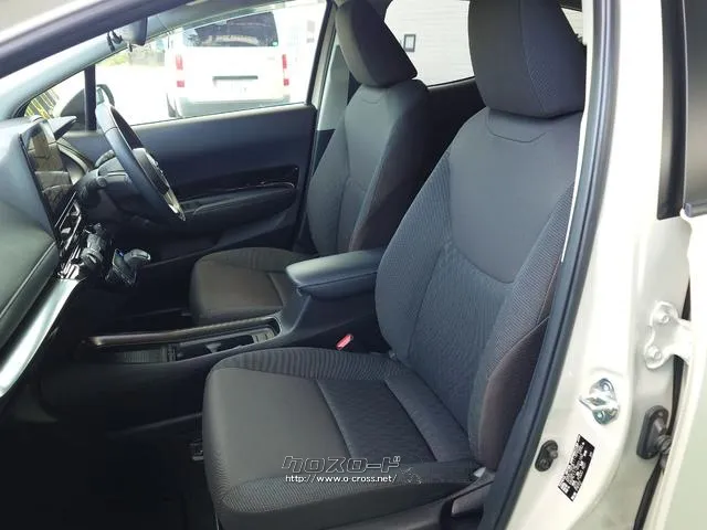 お車の知識がなくても大丈夫です!皆様のご来店をスタッフ一同、心よりお待ちしております。 トヨタ アクア