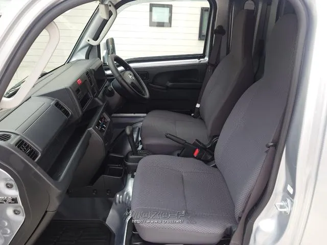当店のお車をご覧いただきましてありがとうございます。お車についてのご質問やお見積りのご依頼、ご購入にあたってのご相談などお気軽にお問い合わせ下さい! ダイハツ ハイゼットトラック