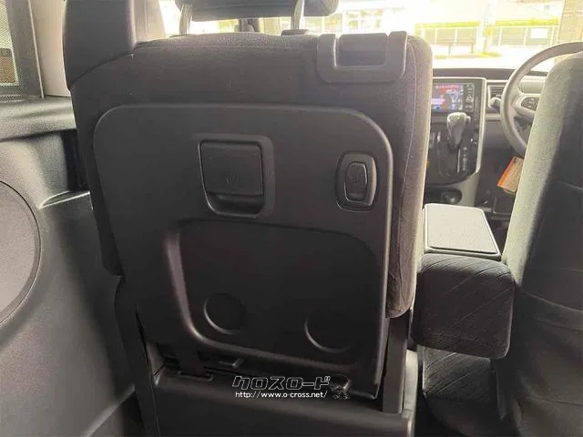 当店のお車をご覧いただきましてありがとうございます。お車についてのご質問やお見積りのご依頼、ご購入にあたってのご相談などお気軽にお問い合わせ下さい! ダイハツ タント