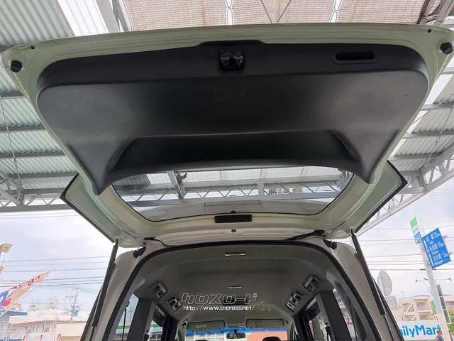 この度は当店のお車をご覧になっていただき、誠にありがとうございます。じっくり現車確認して頂けるよう、ご準備を致します! ホンダ ステップワゴン