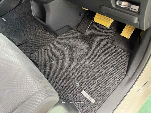 在庫確認などに関しては、お気軽にお問い合わせください。 ホンダ ステップワゴン