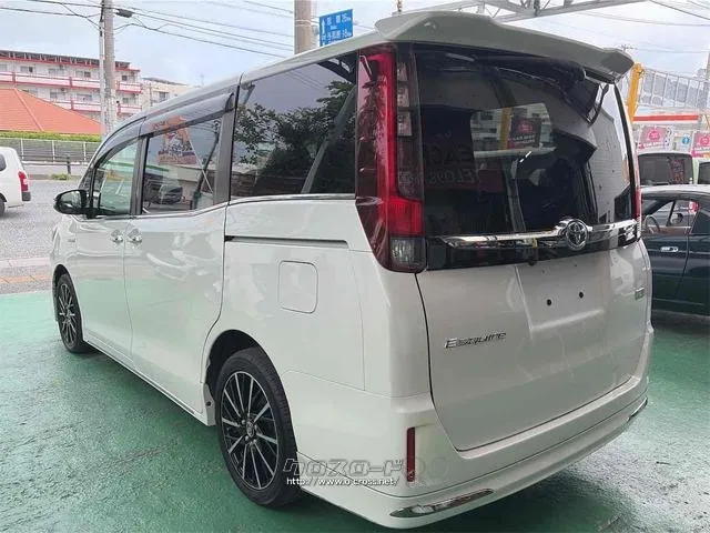 トヨタ エスクァイア