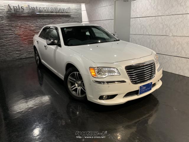 重厚感を兼ね備えたクライスラー渾身のセダン☆ クライスラー 300