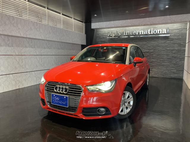 平成25年式アウディA1スポーツバック入荷しました☆ アウディ A1