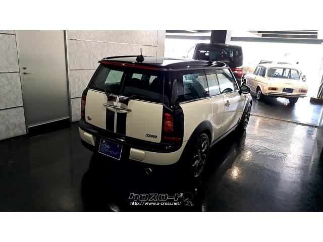 ミニ ミニ クーパー クラブマン・2010(H22)年式・ペッパーホワイト