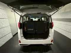 トヨタ アルファード