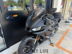 ヤマハ YZF-R25