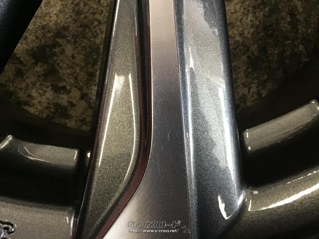 ホイール・タイヤ・17インチ新車外し美品90系ヴォクシー純正アルミ中古