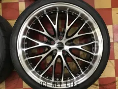 ホイール・タイヤ 20インチ中古【美品】ロクサーニマルチフォルケッタMS3 4本set国産タイヤ