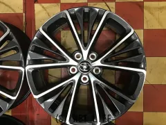 ホイール 19インチ【新車外し】新型プリウス純正アルミ4本set J38