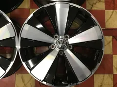 ホイール 18インチ【新車外し】フォルクスワーゲン　ザ・ビートル純正アルミ４本set　J3