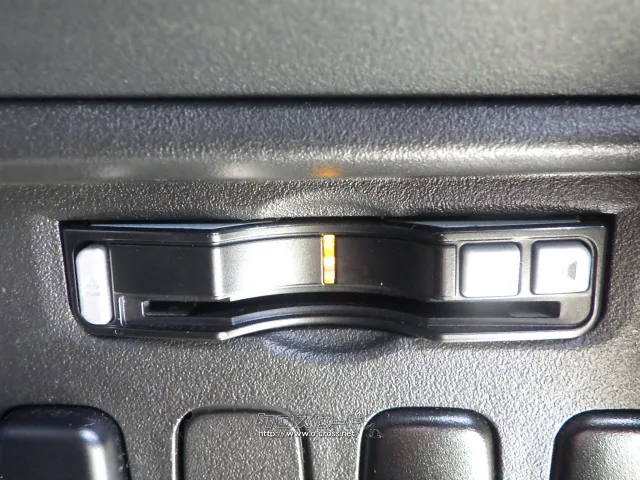 三菱 デリカD：5 2.2 D パワーパッケージ ディーゼルターボ 4WD