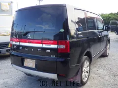 三菱 デリカD：5