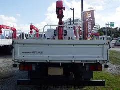 日産 アトラス