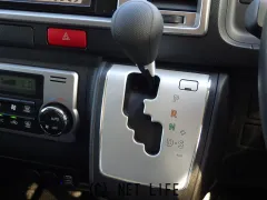 トヨタ ハイエース