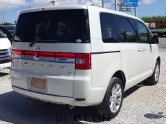 三菱 デリカD：5