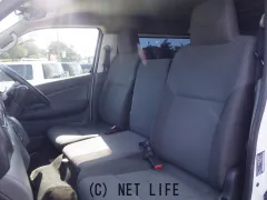 日産 NV350キャラバン