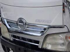 日野自動車 デュトロ