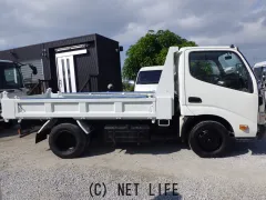 日野自動車 デュトロ