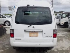 三菱 デリカバン