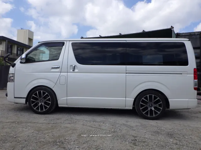 トヨタ ハイエースバン