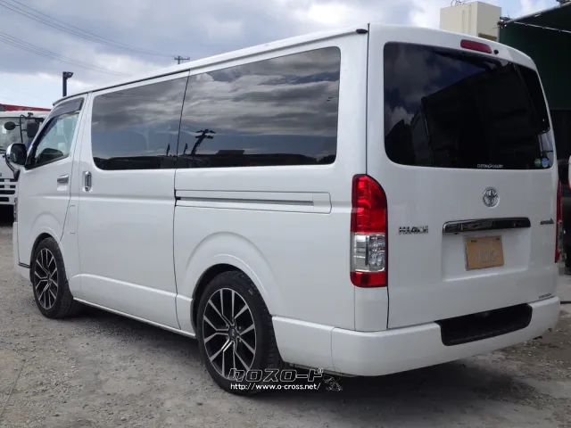トヨタ ハイエースバン