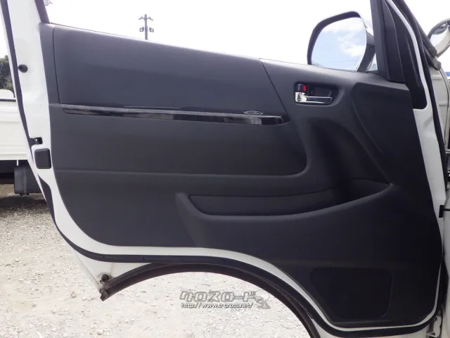 トヨタ ハイエースバン