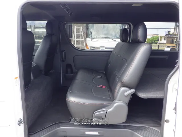 トヨタ ハイエースバン