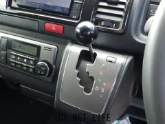 トヨタ ハイエースバン