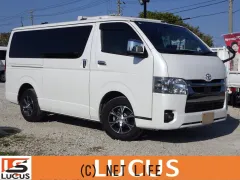 トヨタ ハイエースバン