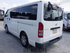 トヨタ ハイエースバン