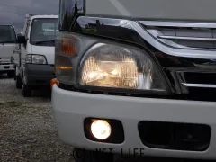 日野自動車 デュトロ