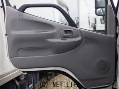 日野自動車 デュトロ