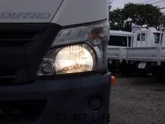 日野自動車 デュトロ