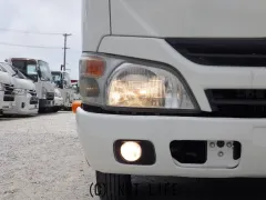 日野自動車 デュトロ