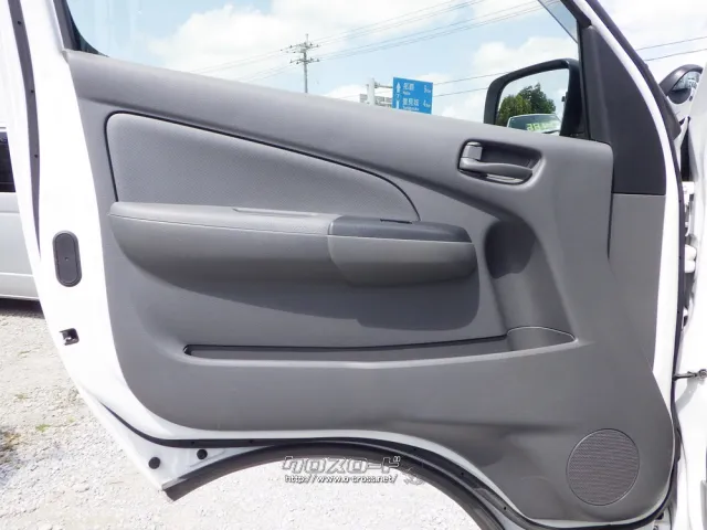日産 NV350キャラバン
