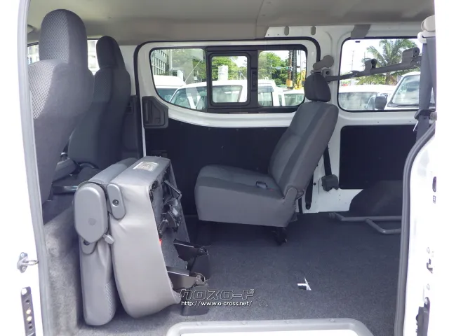 日産 NV350キャラバン