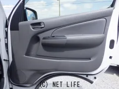 日産 NV350キャラバン