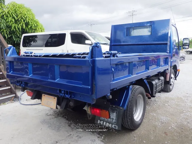 日野自動車 デュトロ