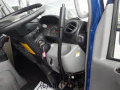日野自動車 デュトロ